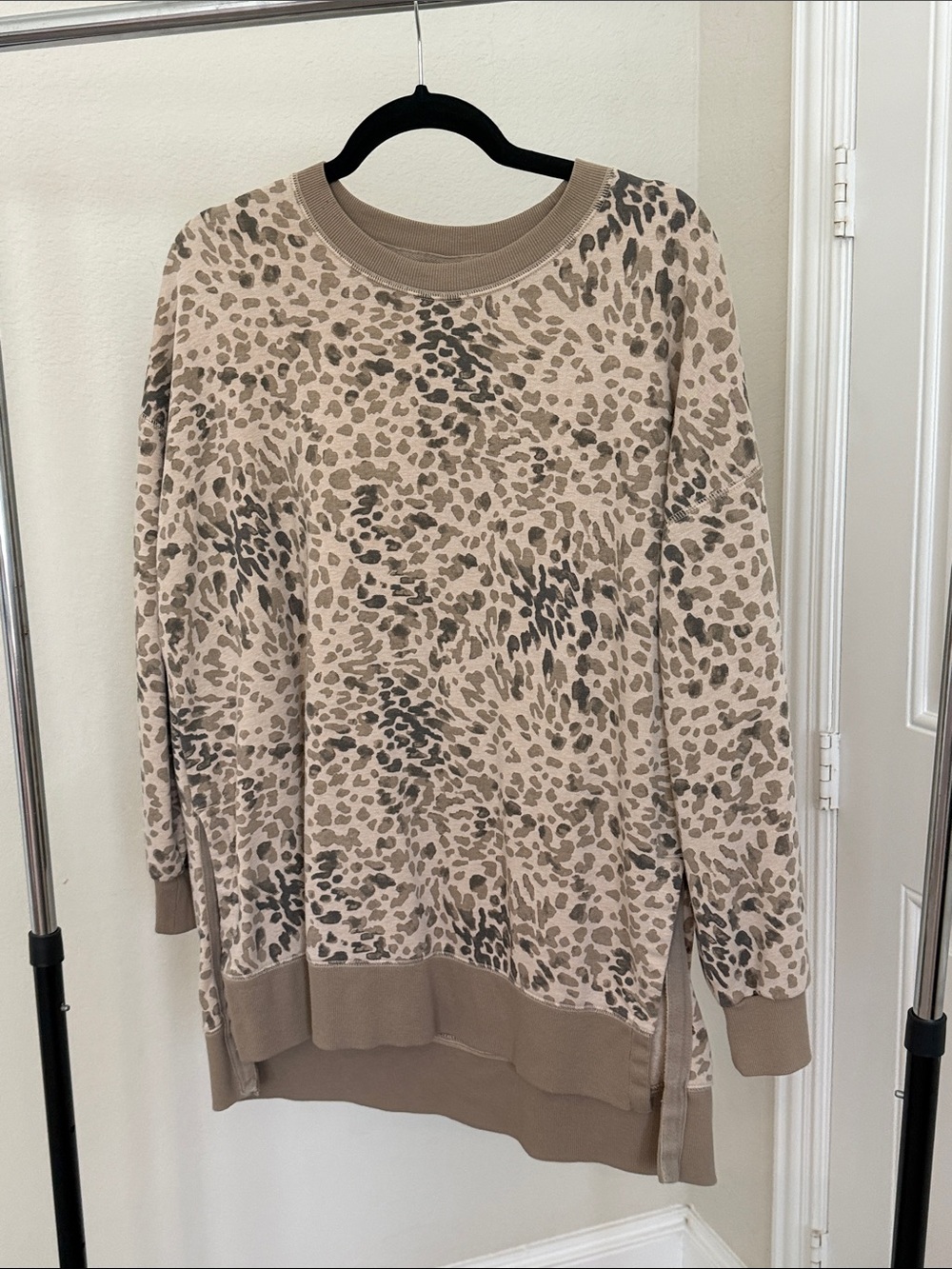 Old Navy, Women's Taupe Leopard Print Long Sleeve Sweatshirt, Size L